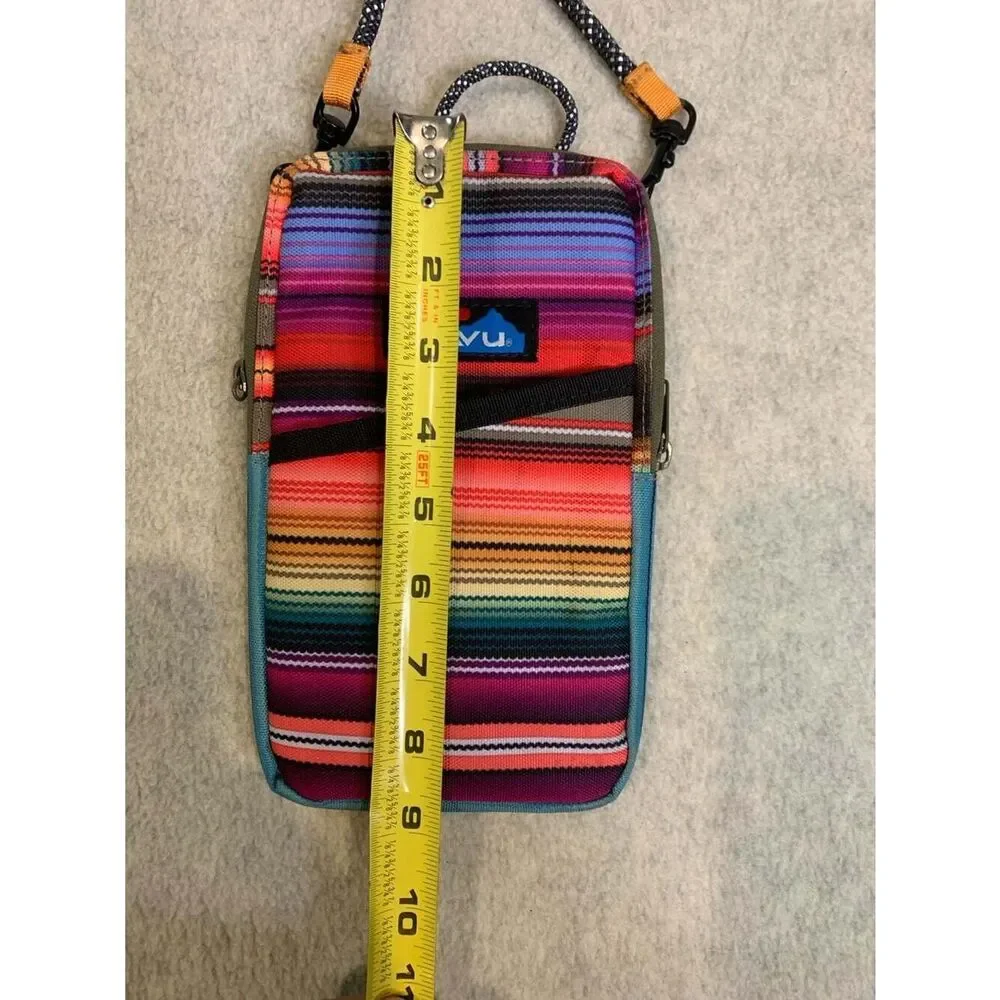 KAVU Essential Case Crossbody Phone Bag in Coastline Blanket - Picture 2 of 6